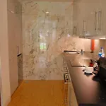 Tm Luxury Лиссабон