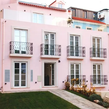 Tm Luxury Aparthotel 4*